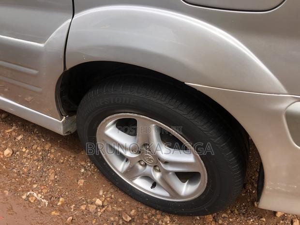Toyota Nadia 2001 Silver