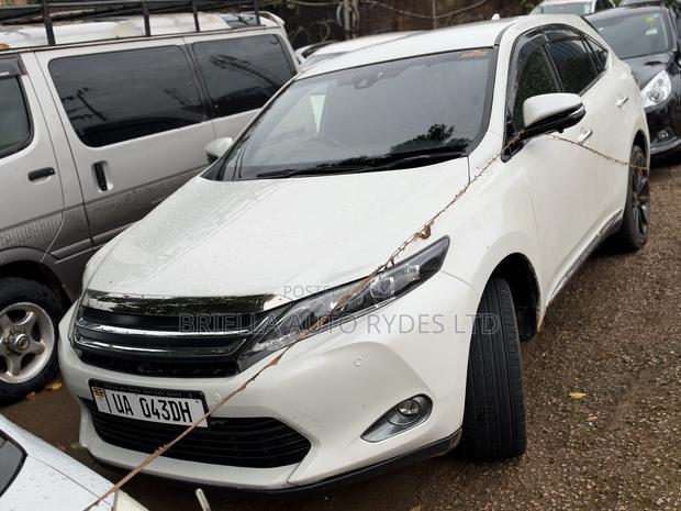Toyota Harrier 2016 White