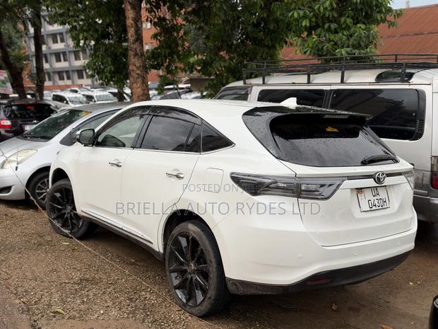 Toyota Harrier 2016 White