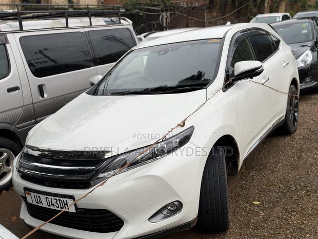 Toyota Harrier 2016 White