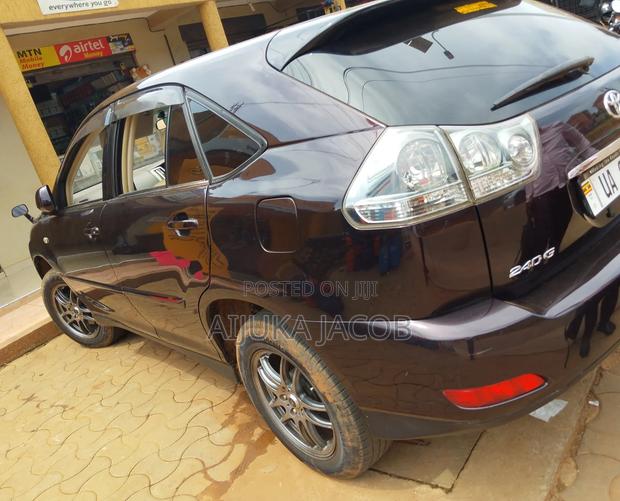 Toyota Harrier 2005 Maroon