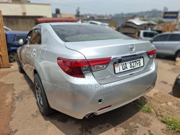 Toyota Mark X 2.5 RWD 2012 Silver
