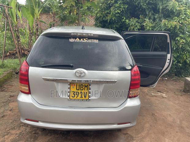 Toyota Wish 2007 Gray