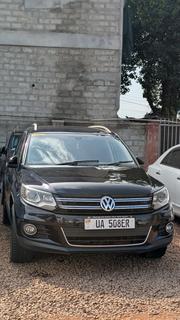 Volkswagen Tiguan SE 4Motion 2011 Black for sale