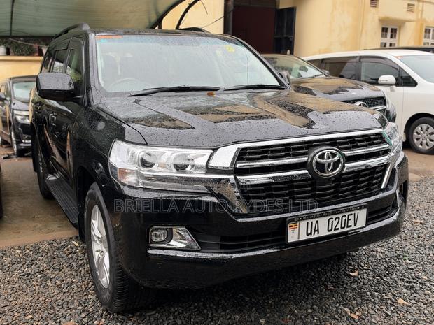 Toyota Land Cruiser Prado 2011 Matt Black