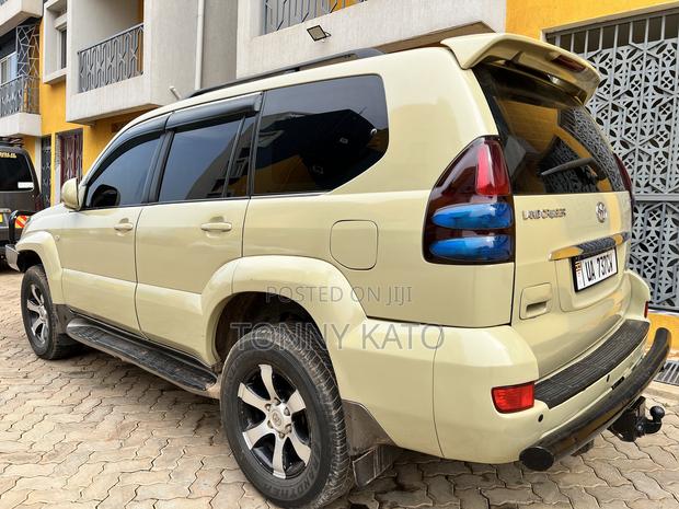 Toyota Land Cruiser Prado 3.0 D-4D 5dr 2008 Beige