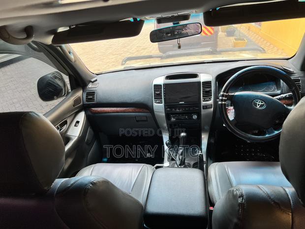 Toyota Land Cruiser Prado 3.0 D-4D 5dr 2008 Beige
