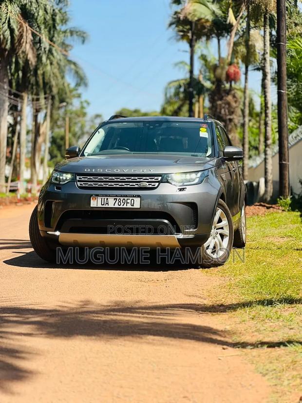 Land Rover Discovery 2017 Gray