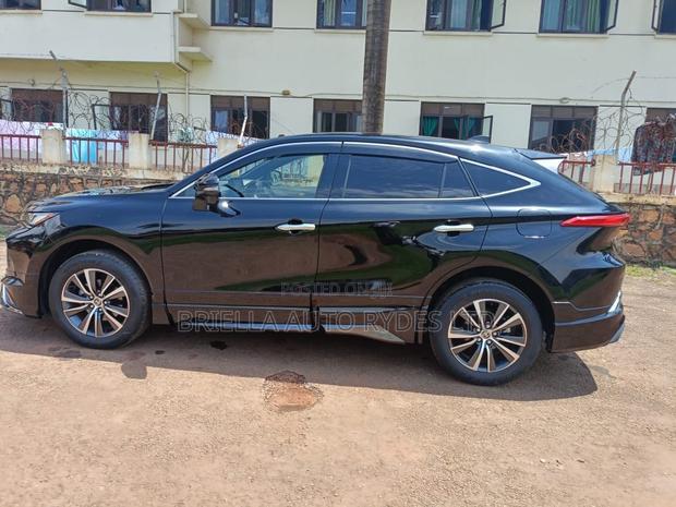 Toyota Harrier 2021 Blue