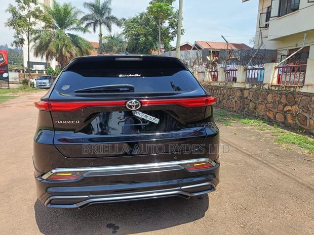 Toyota Harrier 2021 Blue