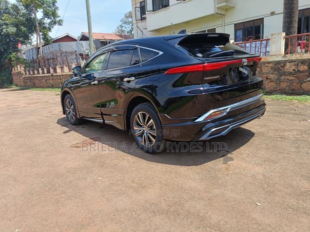 Toyota Harrier 2021 Blue