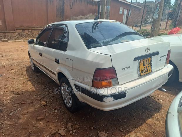 Toyota Corsa 1998 White