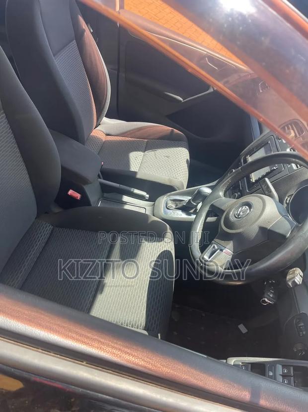 Volkswagen Golf 2009 Silver