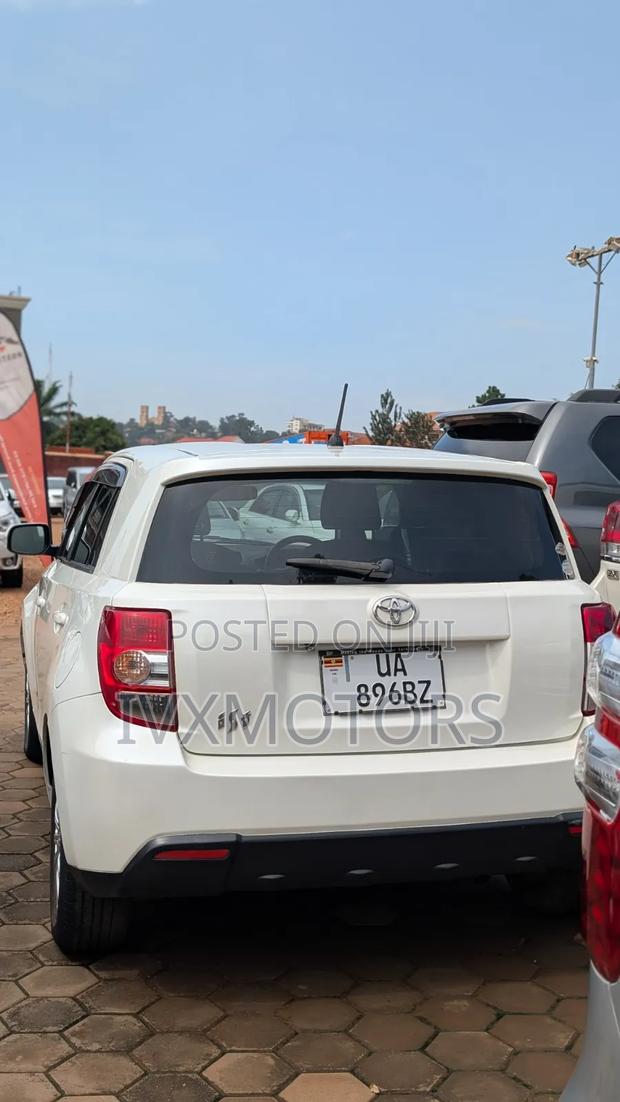 Toyota IST 2008 White
