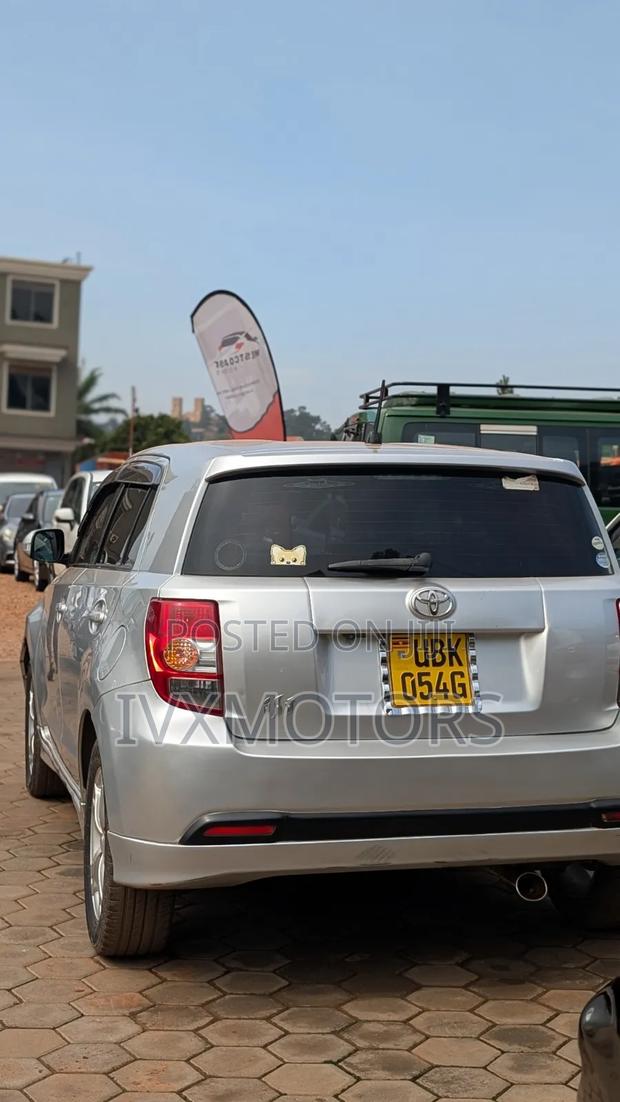 Toyota IST 2007 Silver