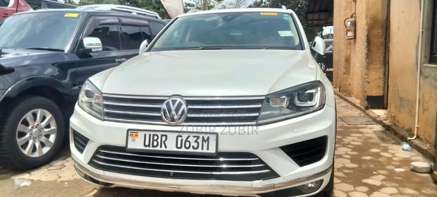 Volkswagen Touareg 2016 White