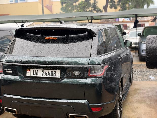 Land Rover Range Rover Sport 2017 Green