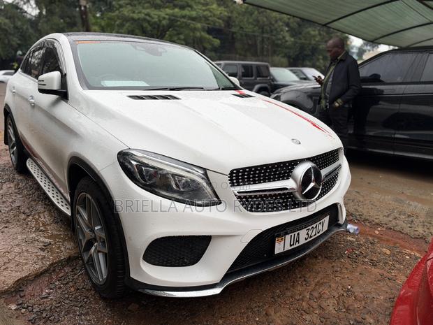 Mercedes-Benz GLE-Class 2017 White