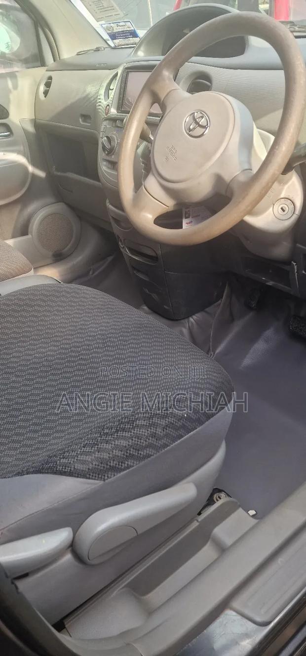 Toyota Sienta 1.5 AWD 2007 Gray