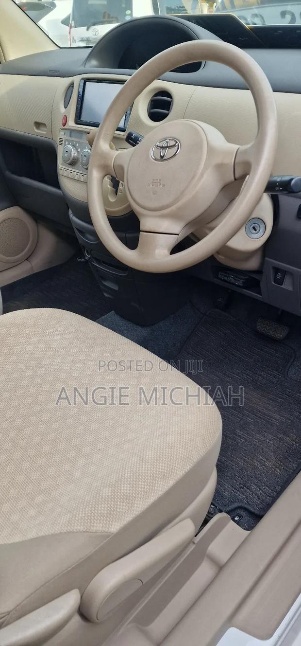 Toyota Sienta 1.5 AWD 2010 White