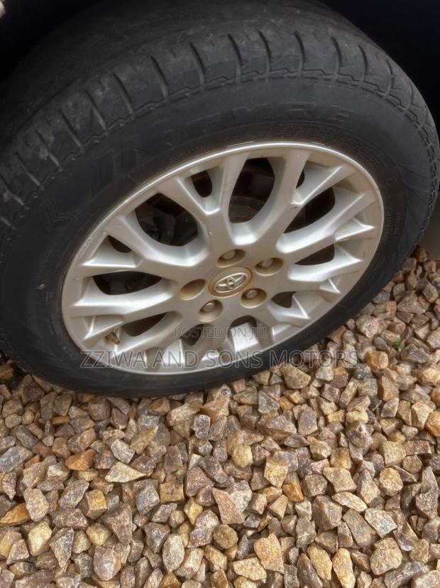 Toyota Blade 2003 Silver