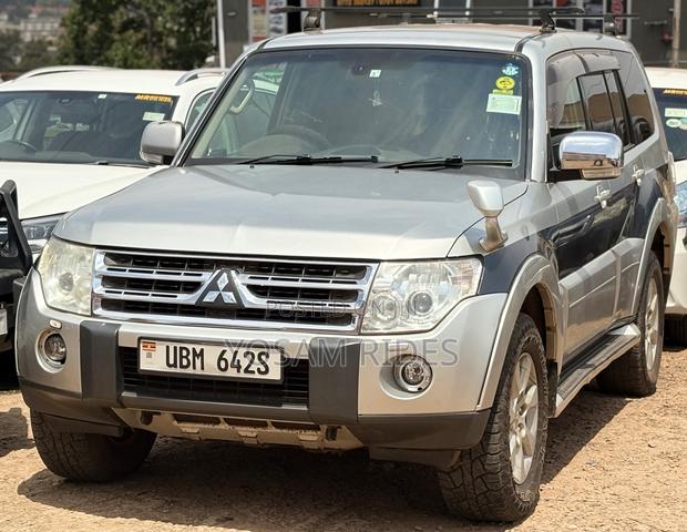 Mitsubishi Pajero 3.2 Di-Dc GLS 2011