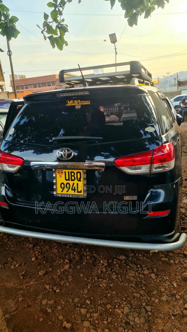 Toyota Wish 2012 Black