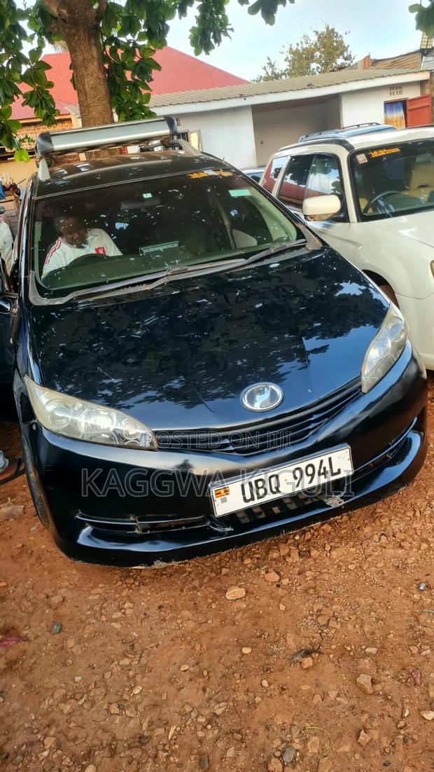 Toyota Wish 2012 Black