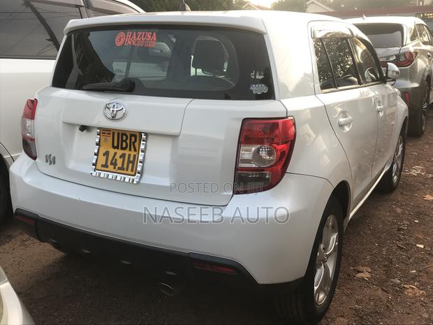 Toyota IST 2009 White