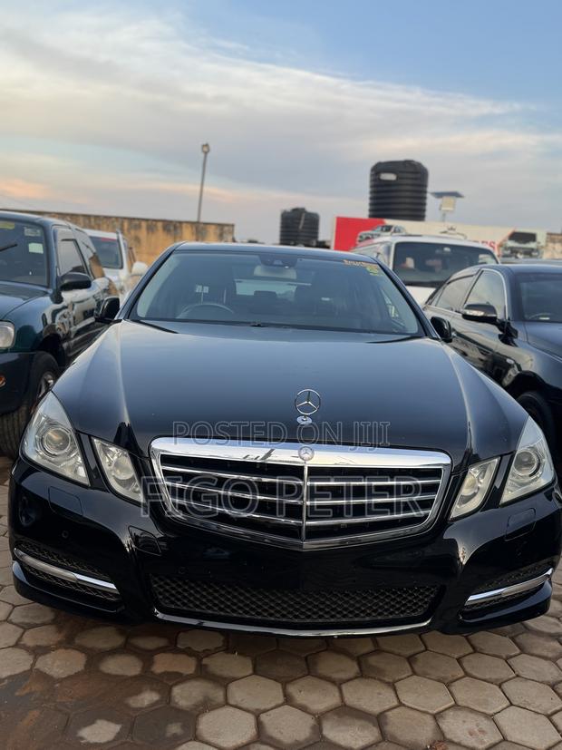 Mercedes-Benz E300 2010 Black