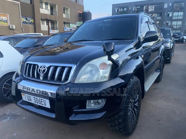 Toyota Land Cruiser Prado 2016 Black