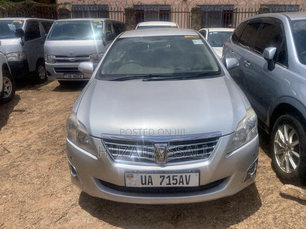 Toyota Premio 2017 White