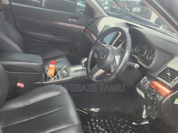 Subaru Legacy 2011 Black