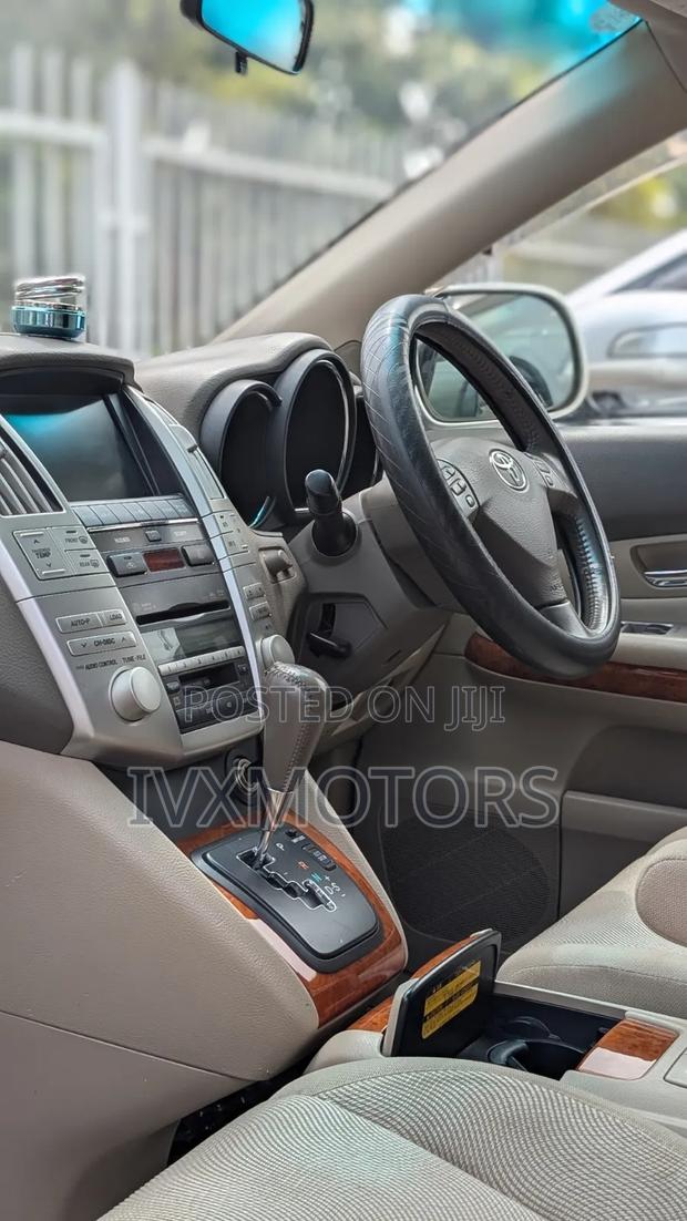 Toyota Harrier 2007 White
