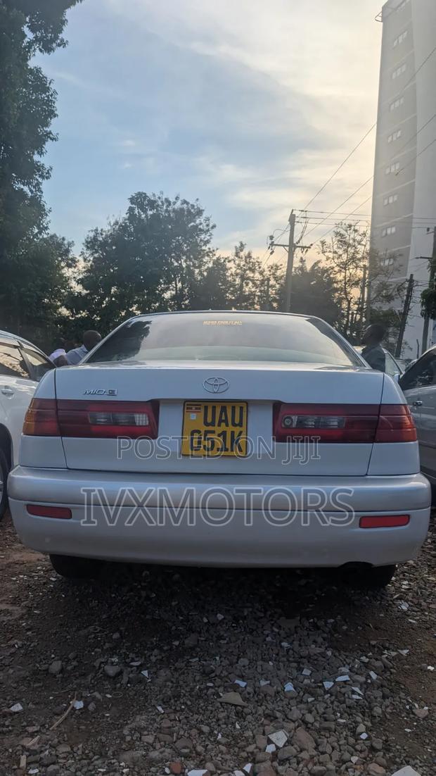 Toyota Premio 2001 Silver