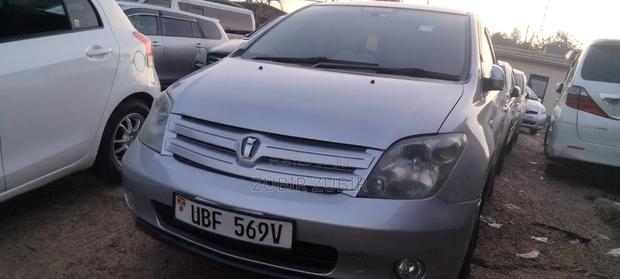 Toyota IST 2008 Silver