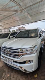 Toyota Land Cruiser 4.5 V8 VXR 2017 White for sale