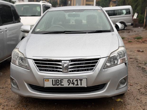 Toyota Premio 2010 Silver