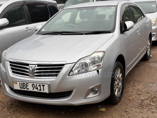 Toyota Premio 2010 Silver