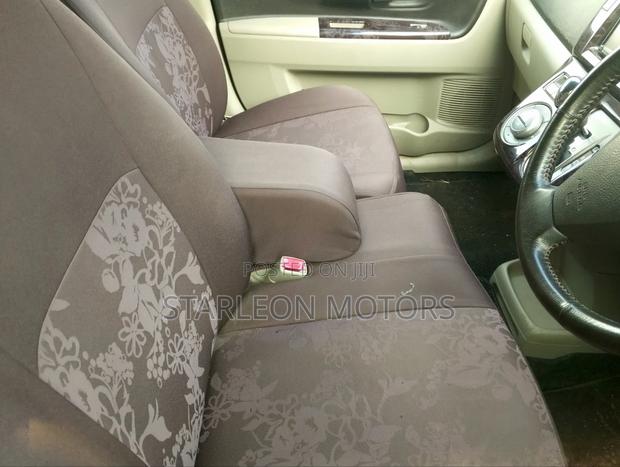 Toyota Passo Sette 1.5 AWD 2012 Maroon