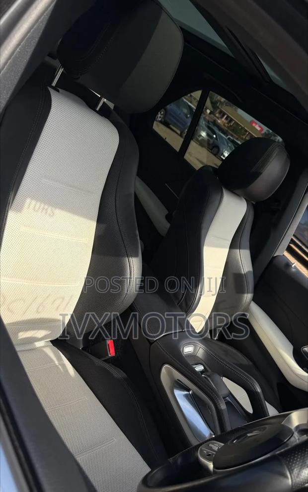 Mercedes-Benz GLE-Class GLE 400d 4MATIC 2020 White