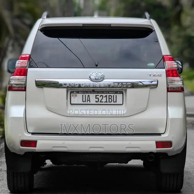 Toyota Land Cruiser Prado 2.8 D-4D 2015 White