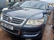 Volkswagen Touareg 2010 Gray for sale