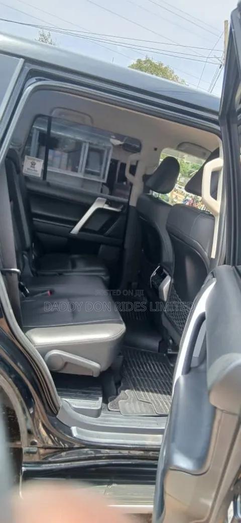 Toyota Land Cruiser Prado 2018 Black