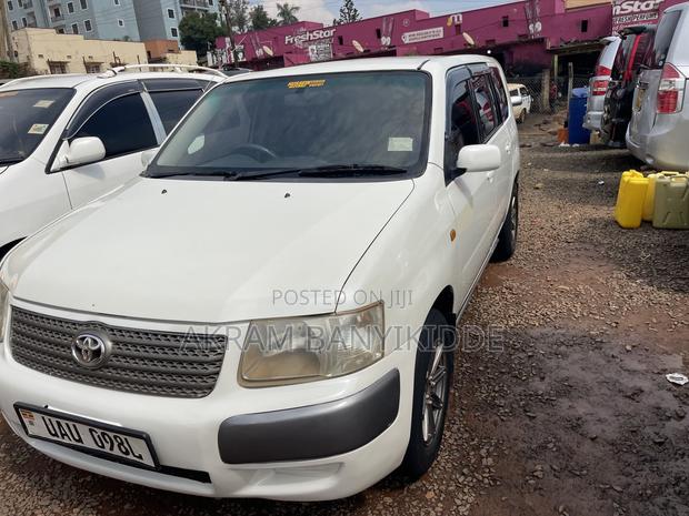 Toyota Probox 2009 White