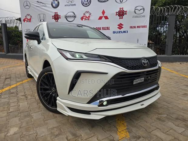 Toyota Harrier Z 2021 White