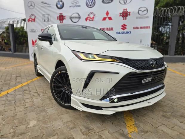 Toyota Harrier Z 2021 White