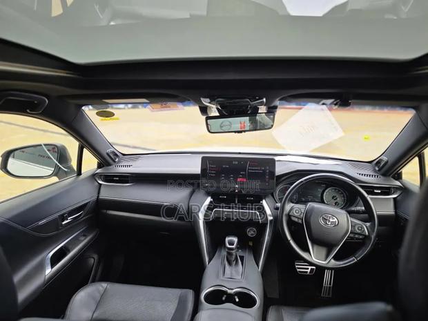 Toyota Harrier Z 2021 White