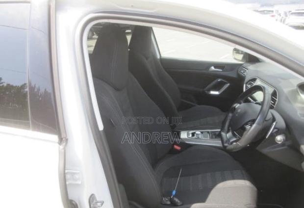 Peugeot 308 2016 White