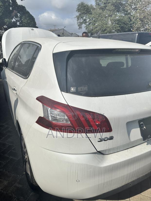 Peugeot 308 2016 White